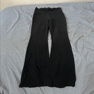 Edikted Black Flare Leggings